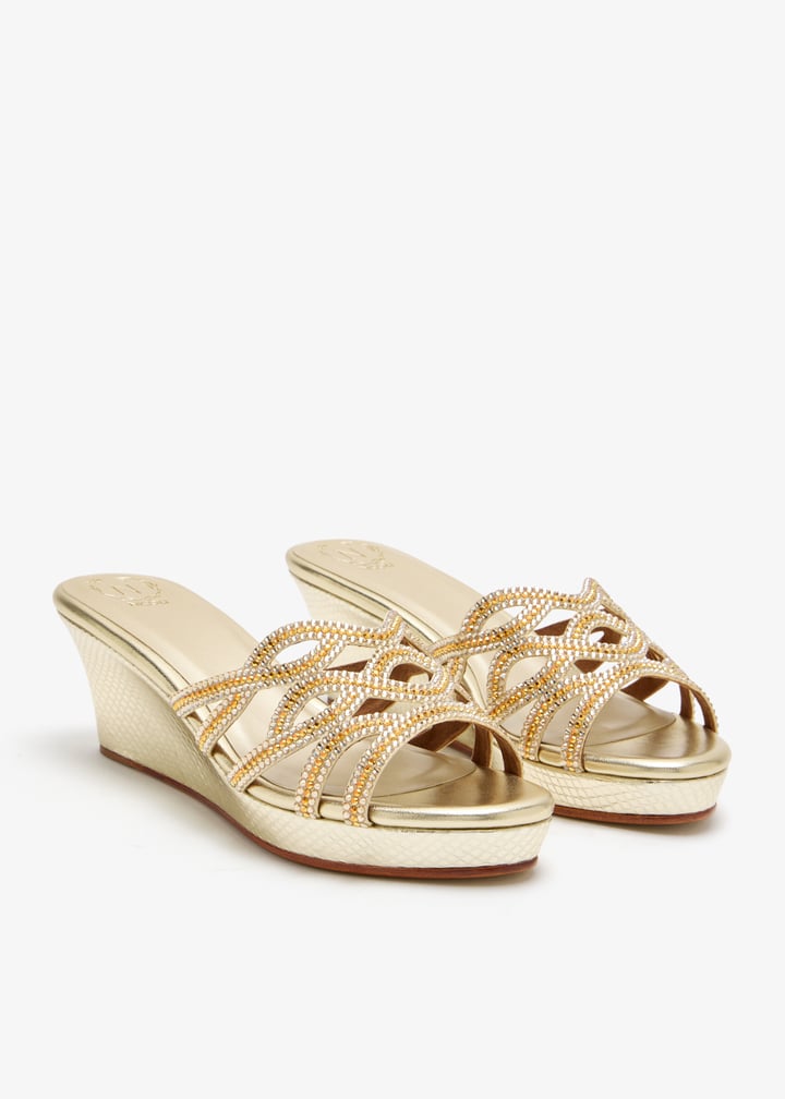 stina-gold_7.jpg?ts=20251022095705