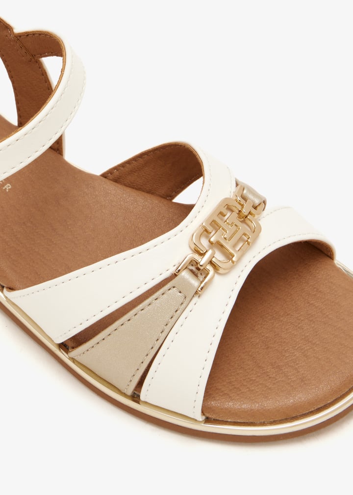 t3a2-34280-0326-x048_5.jpg?ts=20251130041626