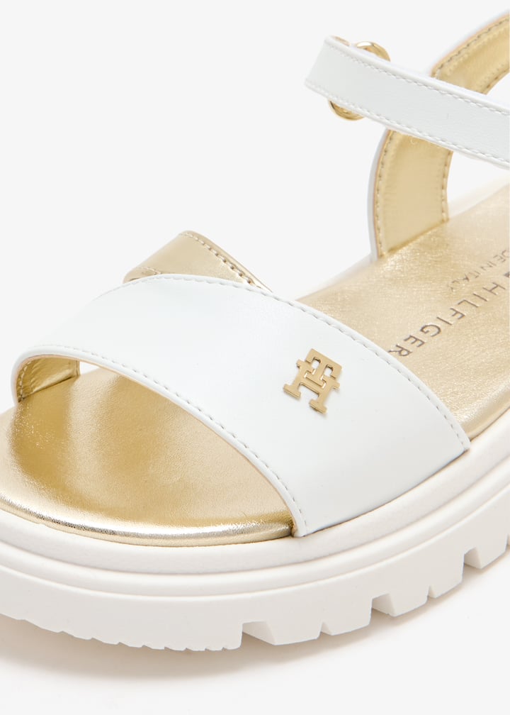 t4a2-34301-0326-x048_5.jpg?ts=20251114043059