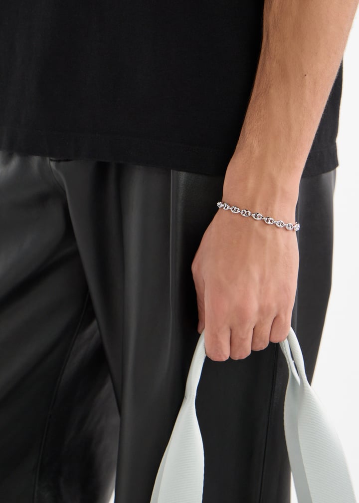 ta-br-rhs-mar0005-18m_2.jpg?ts=20251016165553