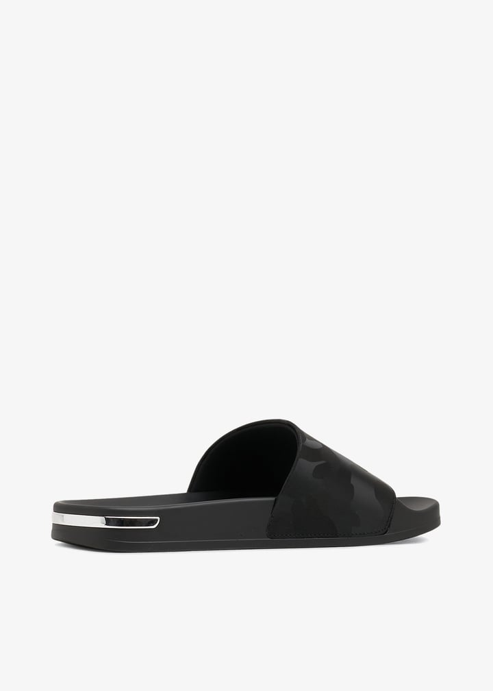 te2001-blkcam_3.jpg?ts=20231208030514