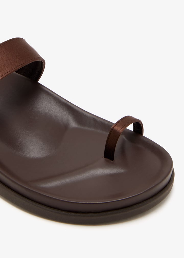 thalia-brown_5.jpg?ts=20260127021239