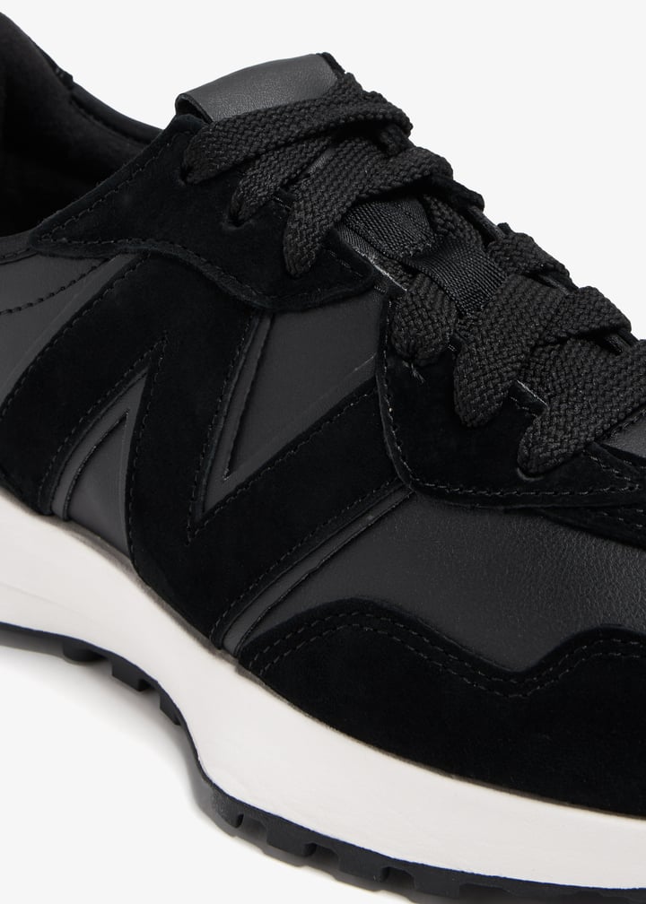 未使用　New Balance U327FE BLACK 24 New Balance NEW BALANCE ニューバランス U327FE(D) U327 U327FE