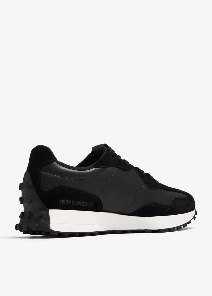 新品未使用　newbalance 327 ブラック 24cm ガムソール New Balance Shoe - 327 - Black/Gum | KW IT