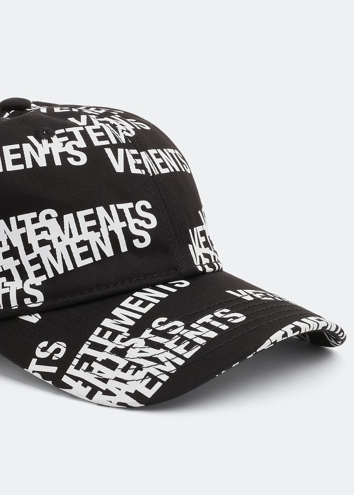 sb-1667) VETEMENTS LOGO CAP ブラック VETEMENTS Logo Cap