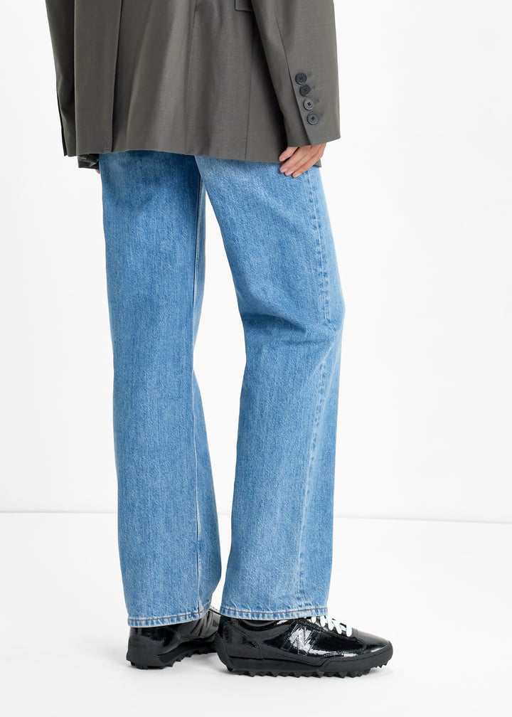 ugtr2sv-black_2.jpg?ts=20260126120401