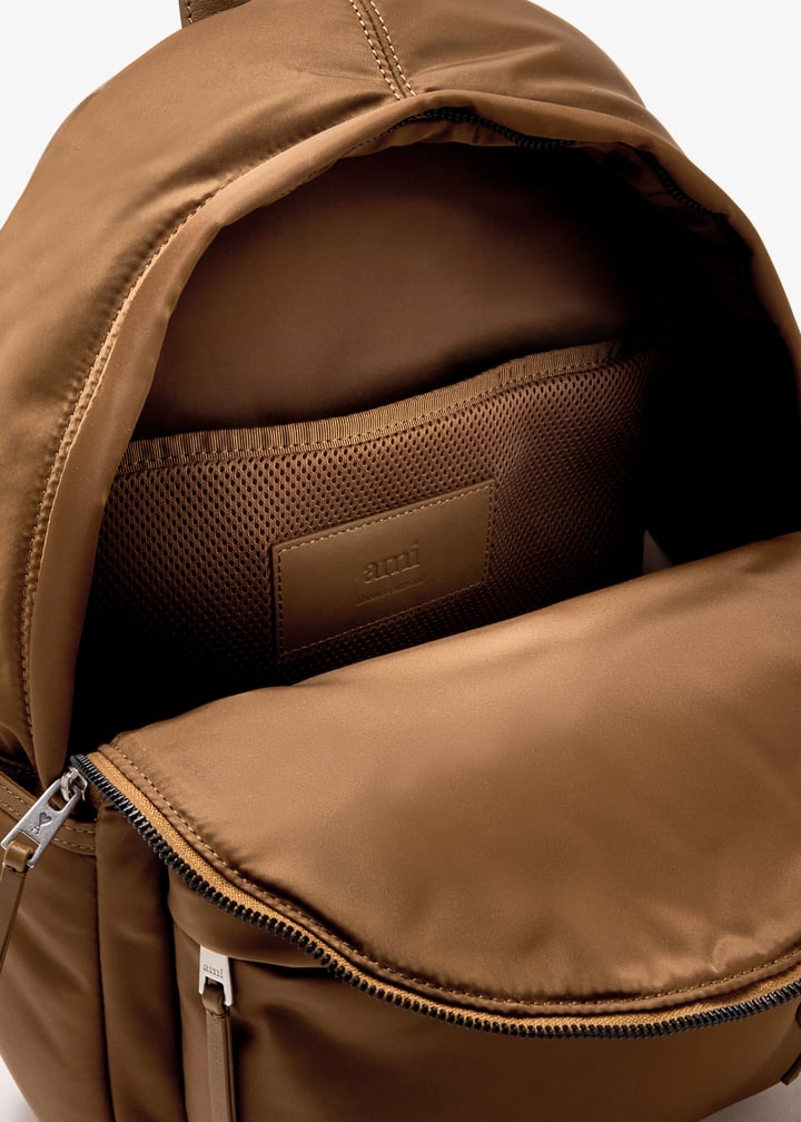 ull705-aw0001-216_7.jpg?ts=20250807030716