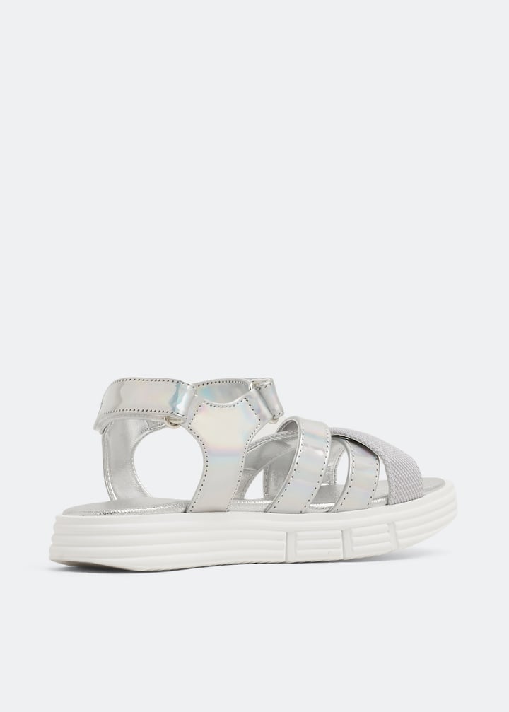 v4a2-80212-1420-904_3.jpg?ts=20220504190035