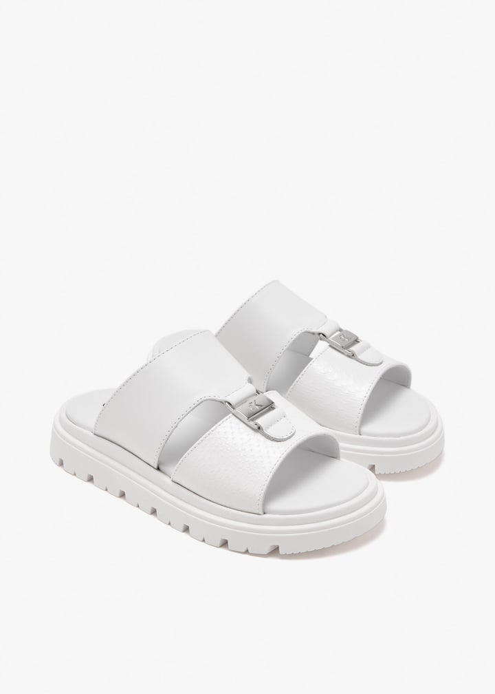 v4b2-83360-1915-530_7.jpg?ts=20251114043116