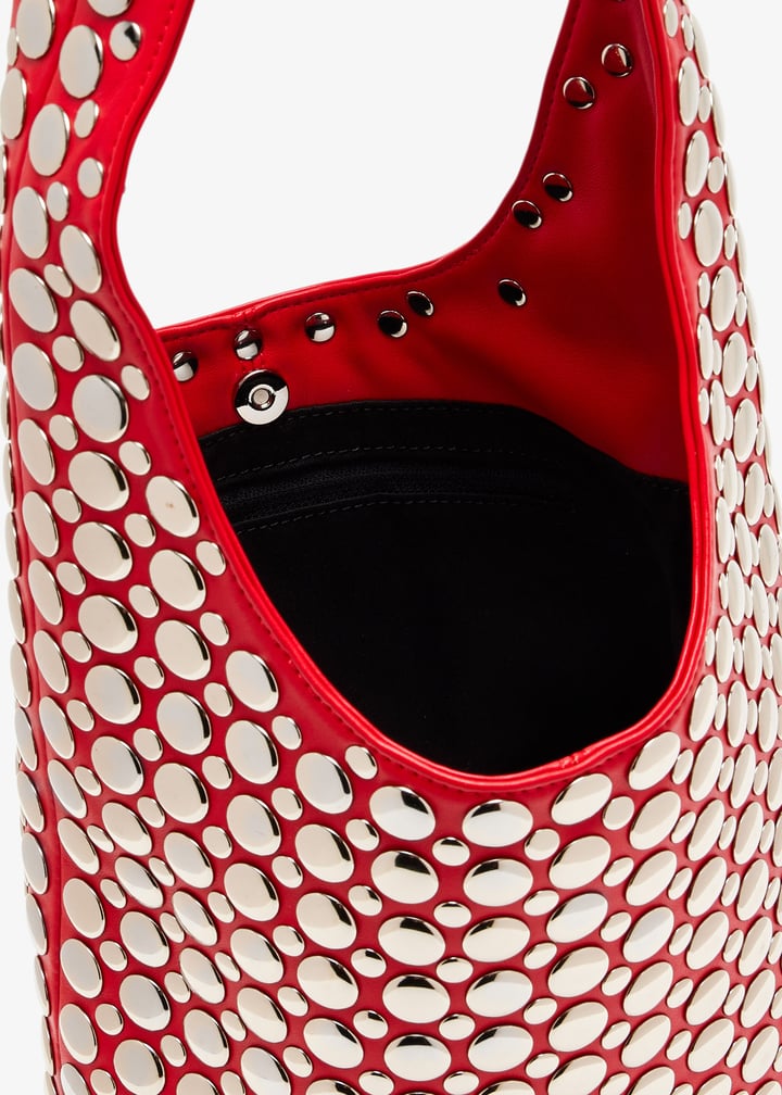 valerie-red_7.jpg?ts=20250826171037