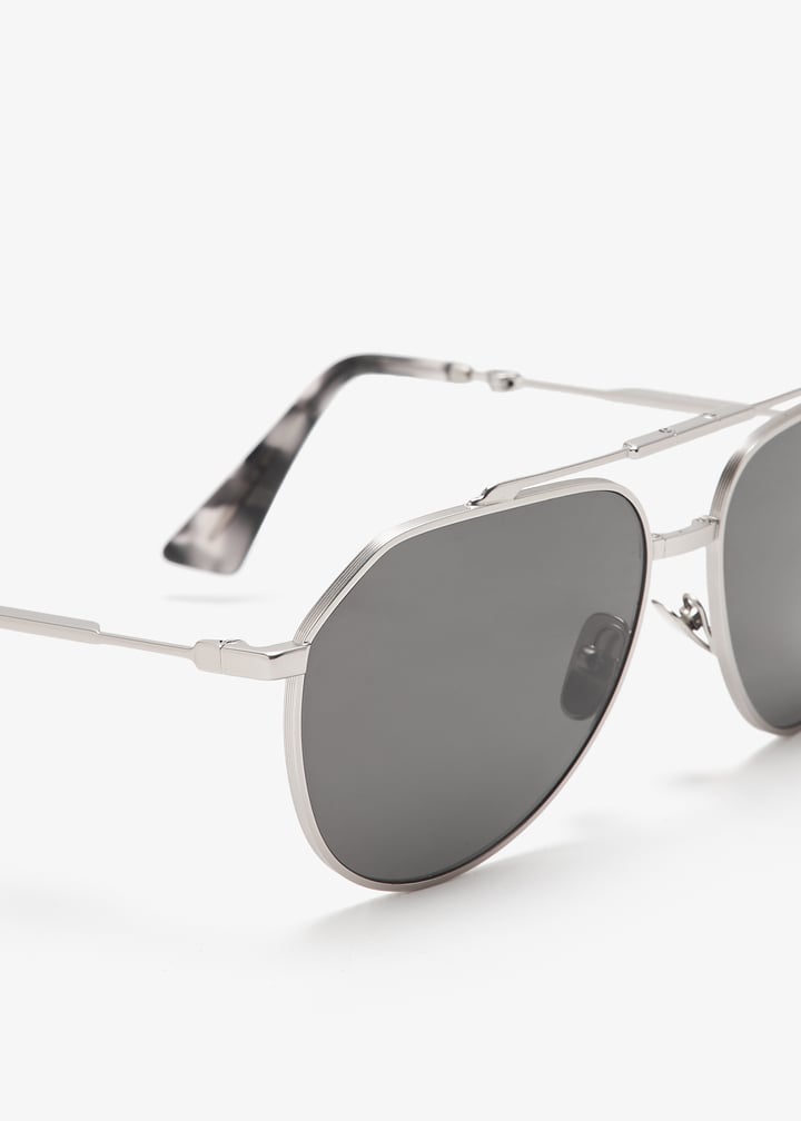 vg2302vm6489v000_3.jpg?ts=20241122032537