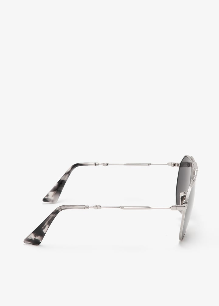 vg2302vm6489v000_4.jpg?ts=20241122032537