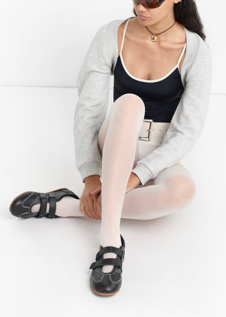 vn000d9g-bla_2.jpg?ts=20251122023058