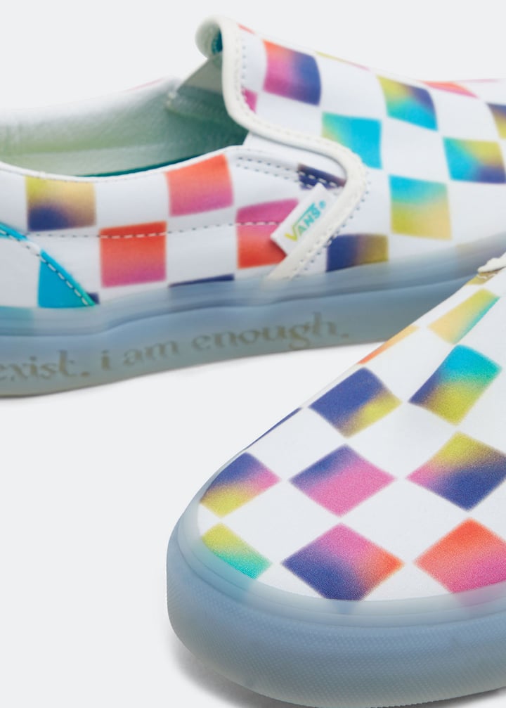 vn000xg88-mc1_3.jpg?ts=20220505184728