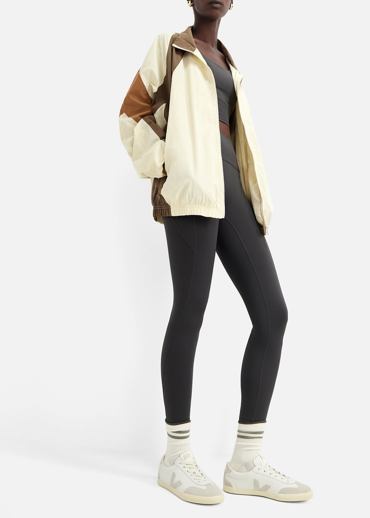 vo2003852a-whtntl_2.jpg?ts=20250201030523