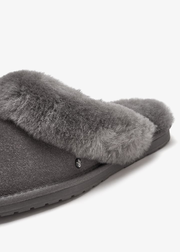 w10015-charcl_5.jpg?ts=20251018031658