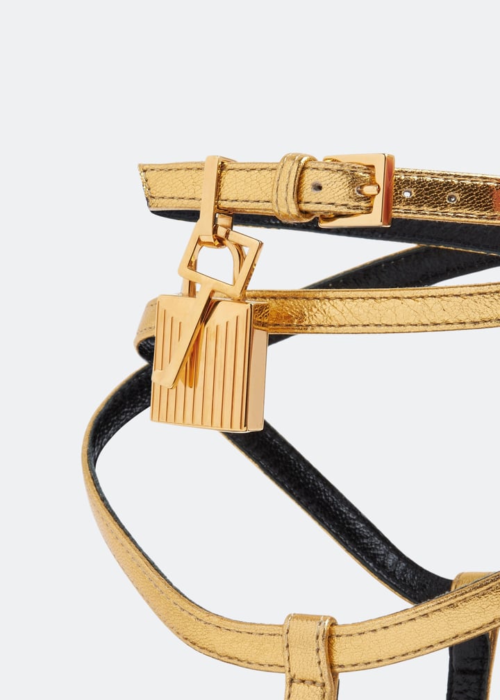 サンダル・ミュール TOM FORD FW24 SANDALS FLAT (W3217 LSP014R1G005) SHINY LEATHER PADLOCK POINTY NAKED SANDAL | Tom Ford Fashion