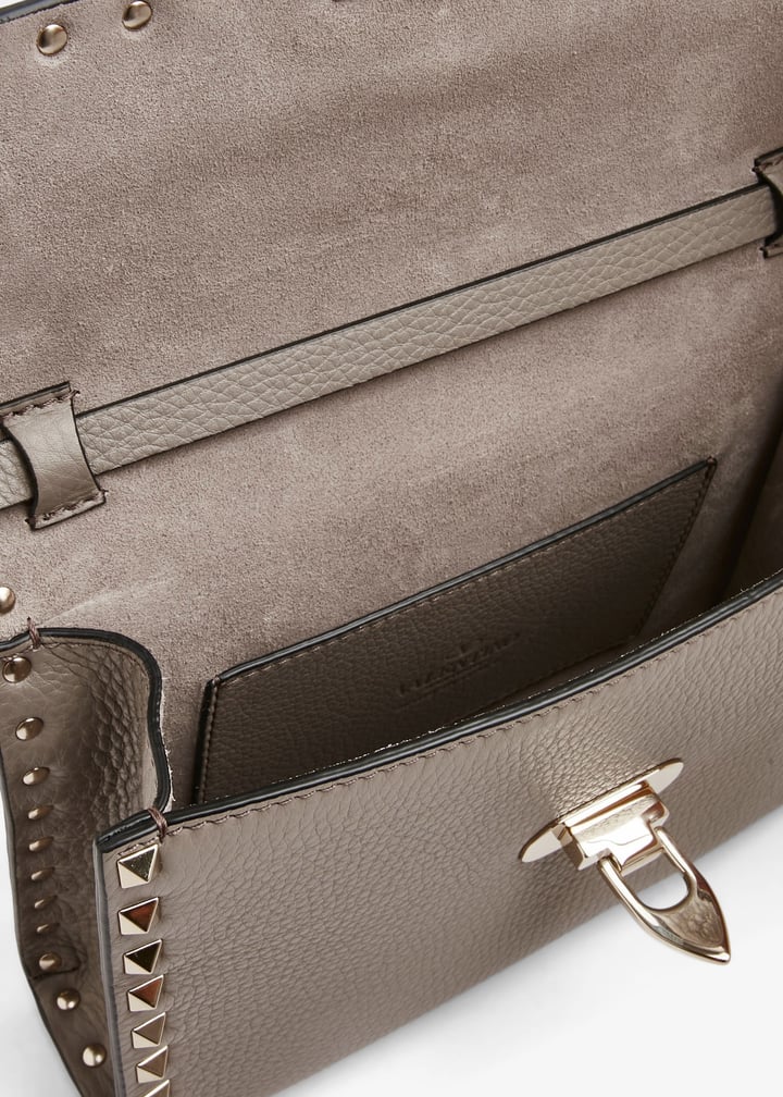 【関税＆送料込み】Valentino Garavani Small Rockstud Should Valentino Garavani Rockstud small crossbody bag for Women