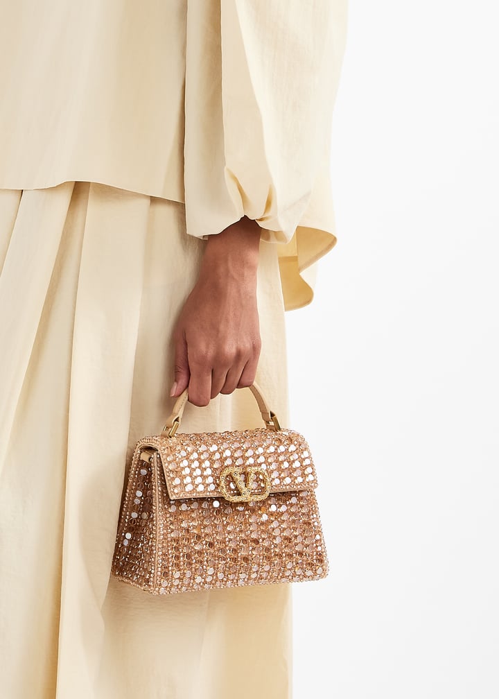 バッグ・カバンその他 VALENTINO GARAVANI Woman Mini bag Natural 6W2B0R20EZT R2H VALENTINO GARAVANI - Small Antibes shopping bag | Leam Roma