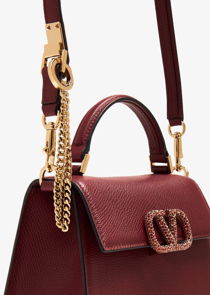 人気【Valentino】Garavani Vsling ハンドバッグ ガーネット Vスリング グレインカーフスキン スモール ハンドバッグ for