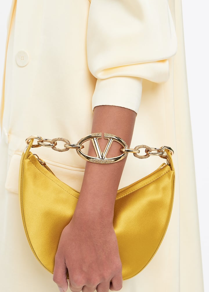 ヴァレンティノ ミニ ホーボー ムーンバッグ ゴールド Valentino Garavani VLogo Moon Mini Hobo Bag in Metallic