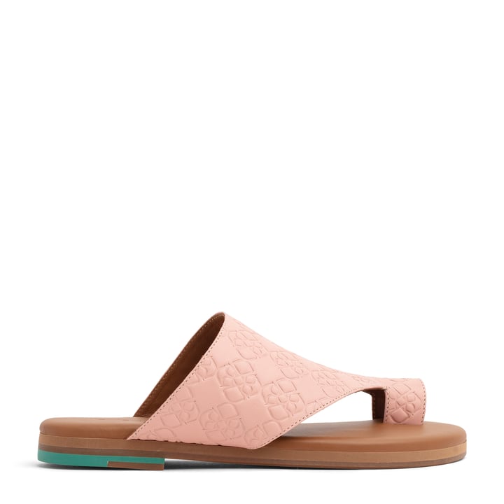 wdanah-nude_1.jpg?ts=20220505184821