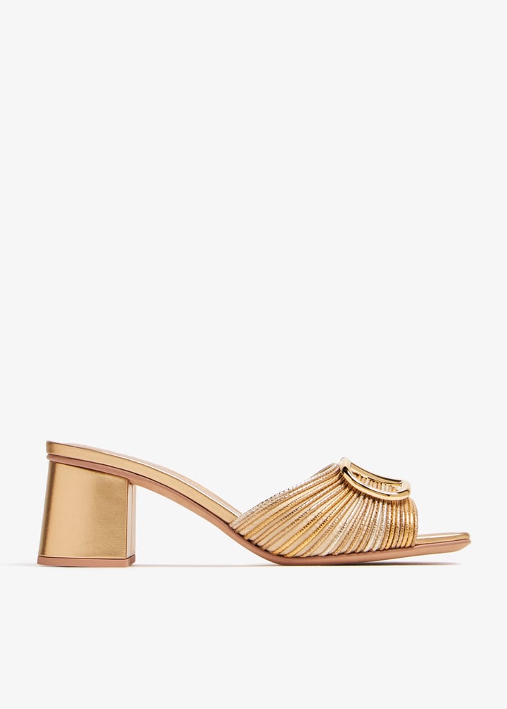 Valentino Garavani VLogo Signature sandals for Women - Gold