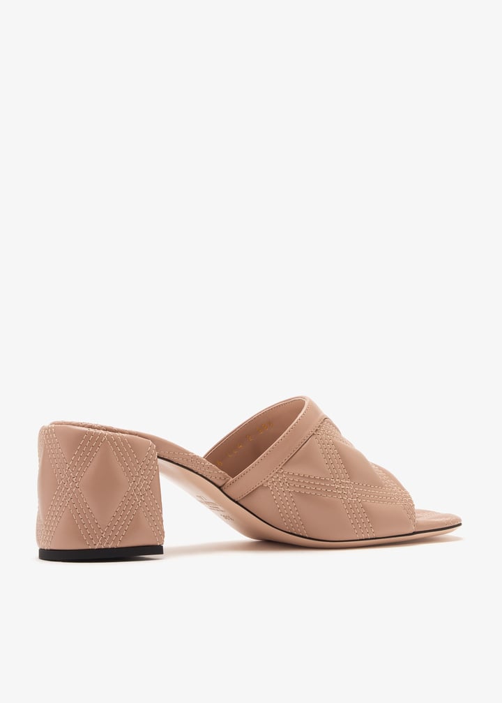 Valentino Garavani Quiltie 67 sandals for Women - Pink in
