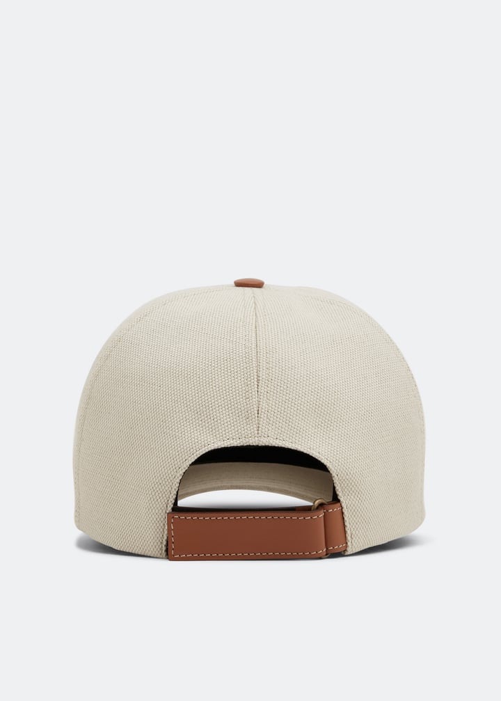 xeuh0600100qu45p34_3.jpg?ts=20220504190754