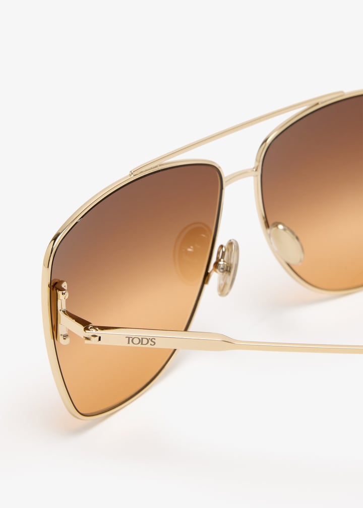 xow03896112agug027_5.jpg?ts=20251104140523