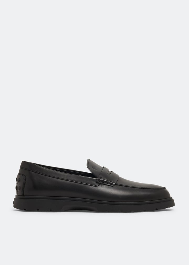 Tod's Penny leather loafers for Men - Black in UAE | Level Shoes