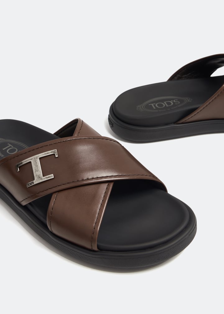 Timeless sandals