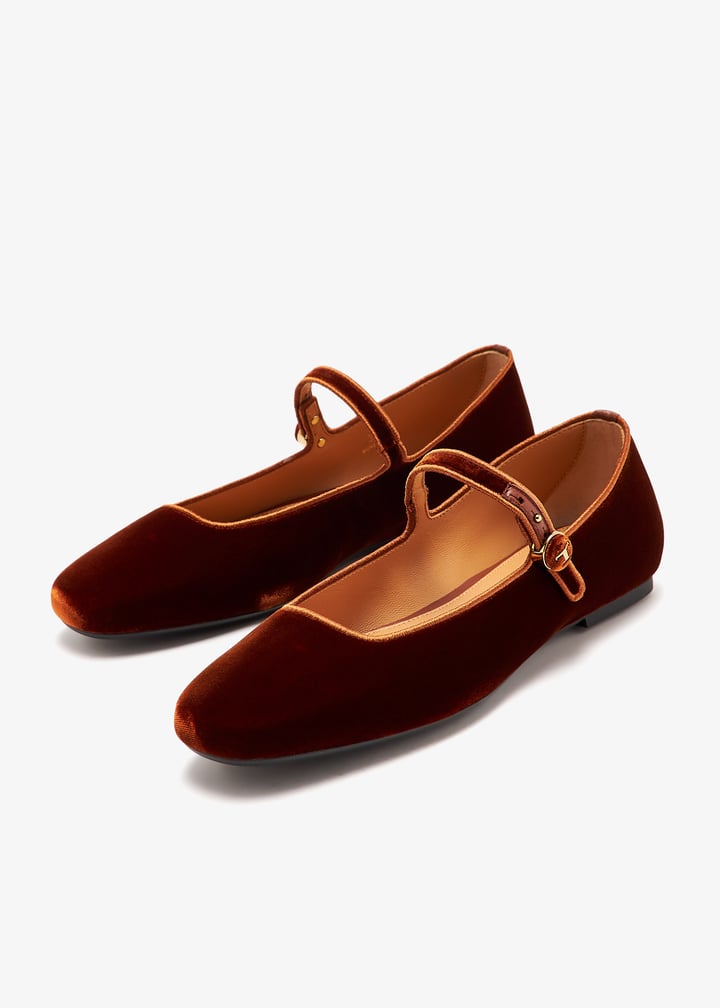 Tod's Velvet ballerina flats for Women - Brown in UAE