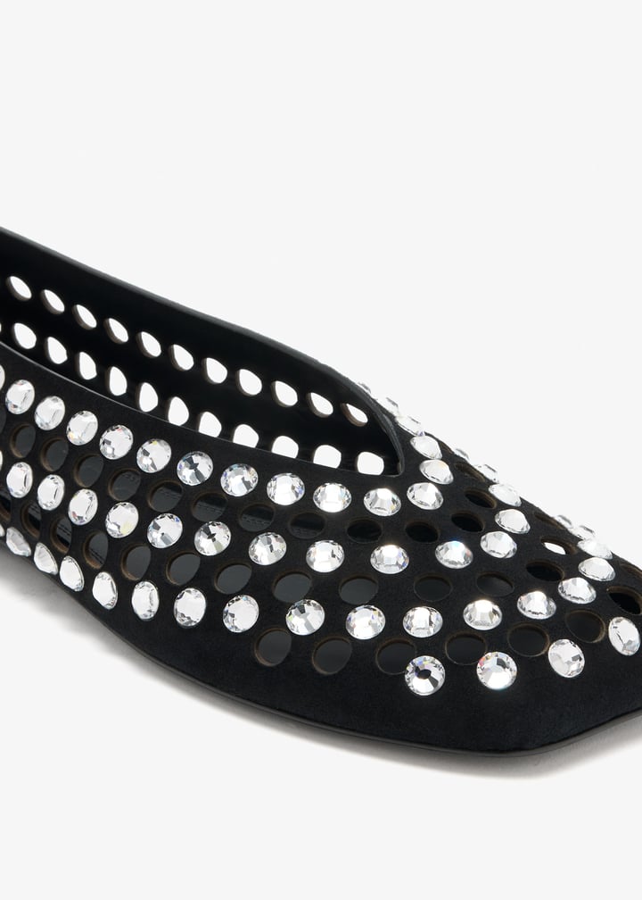 yasmin-black_5.jpg?ts=20260327024730