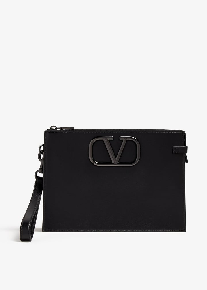 バッグ valentino v-logo handle pouch Vlogo Signature Calfskin Pouch for Man in Black | Valentino US