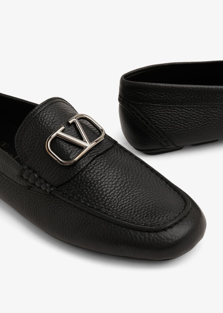 【関税&送料込】Valentino Garavani Black Leather Vlogo Signa Valentino Garavani VLogo Signature mules for Women - Black