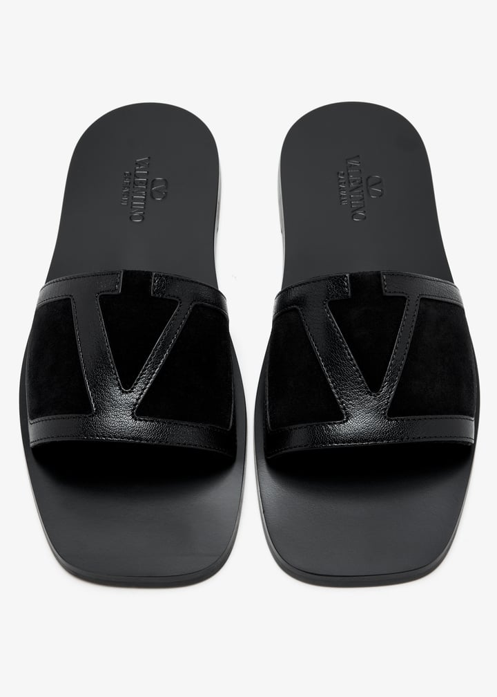 Valentino Garavani☆関税込☆Viva Superstar ブラック スライド Valentino Garavani Cityplanet Calfskin Sneakers | Saks Fifth