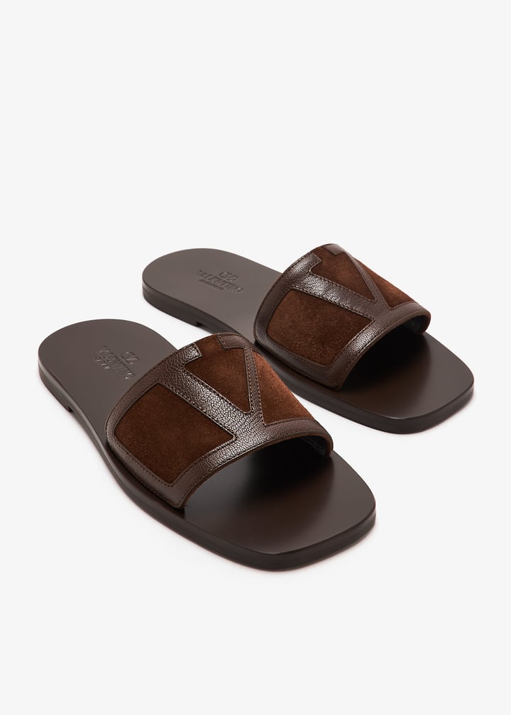 ■VALENTINO■ Viva Superstar Slide Black Brown 6Y2S0J72THGRB Viva Superstar Slide Sandal In Canvas Fabric And Nappa