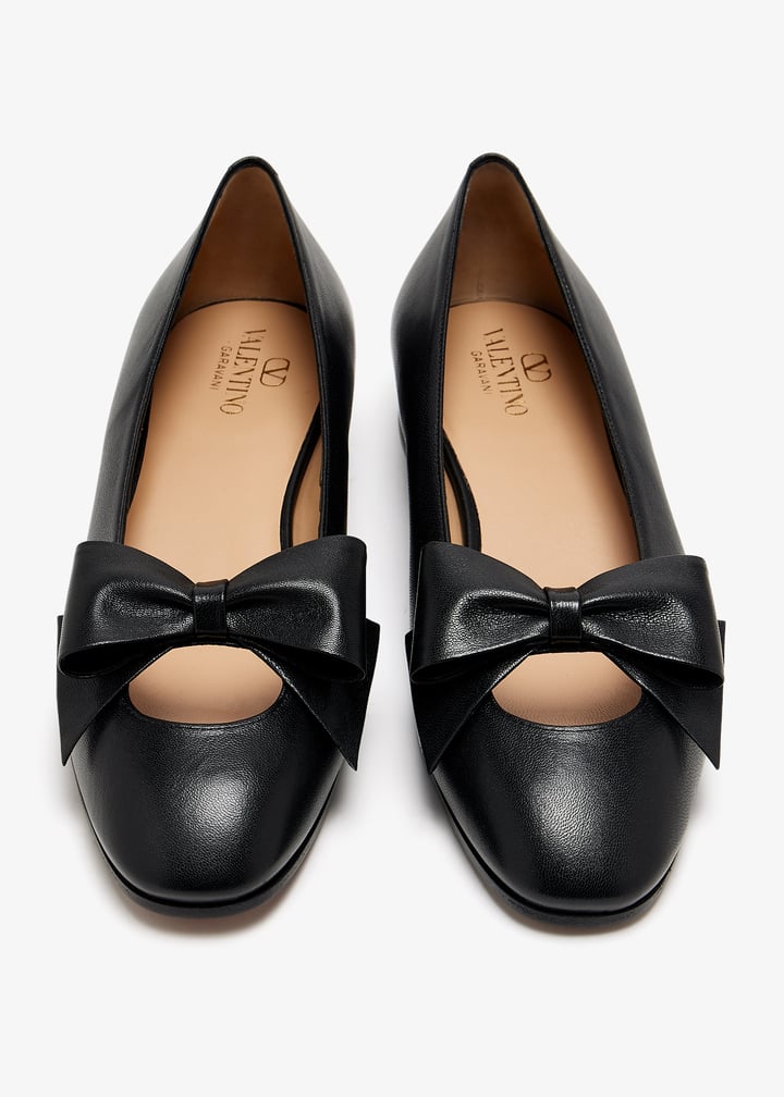 【関税&送料込】Valentino Garavani Bowow Leather Ballerinas Valentino Garavani Bowow Leather Ballerina Flats | Neiman Marcus