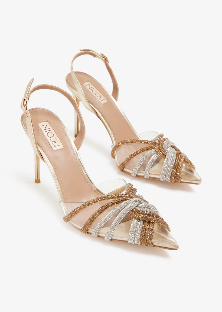 zendaya-gold_5.jpg?ts=20240117030517