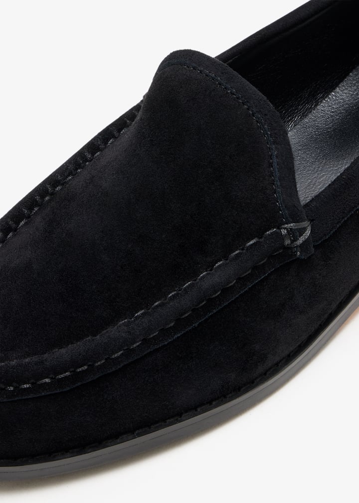 zoe-blksud_5.jpg?ts=20251024030639