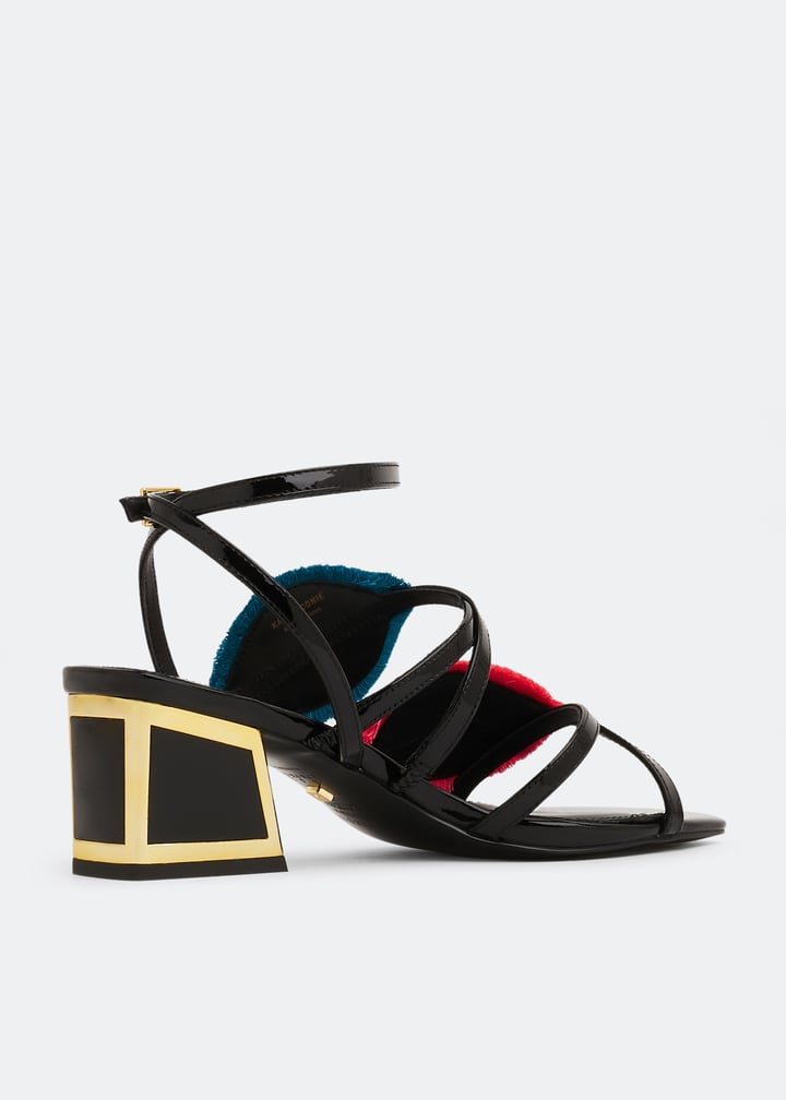 zoya-blamul_4.jpg?ts=20220908030517