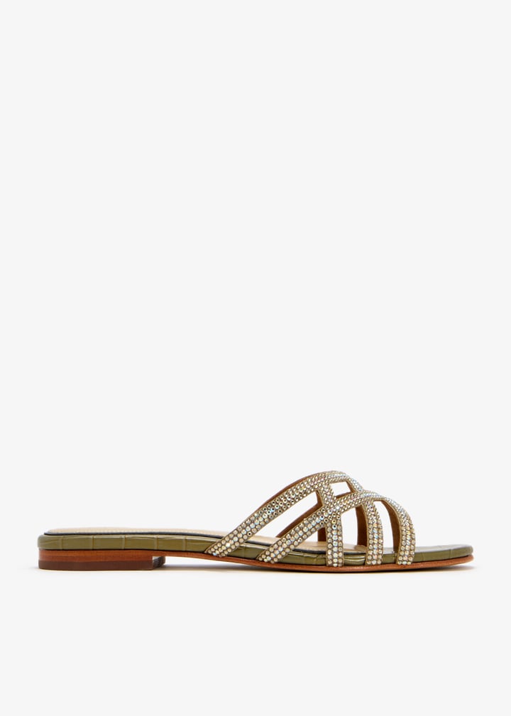 zuri-khaki_1.jpg?ts=20241219034037