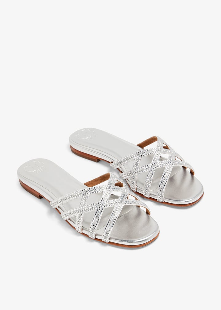 zuri-slvrlz_7.jpg?ts=20251218112112