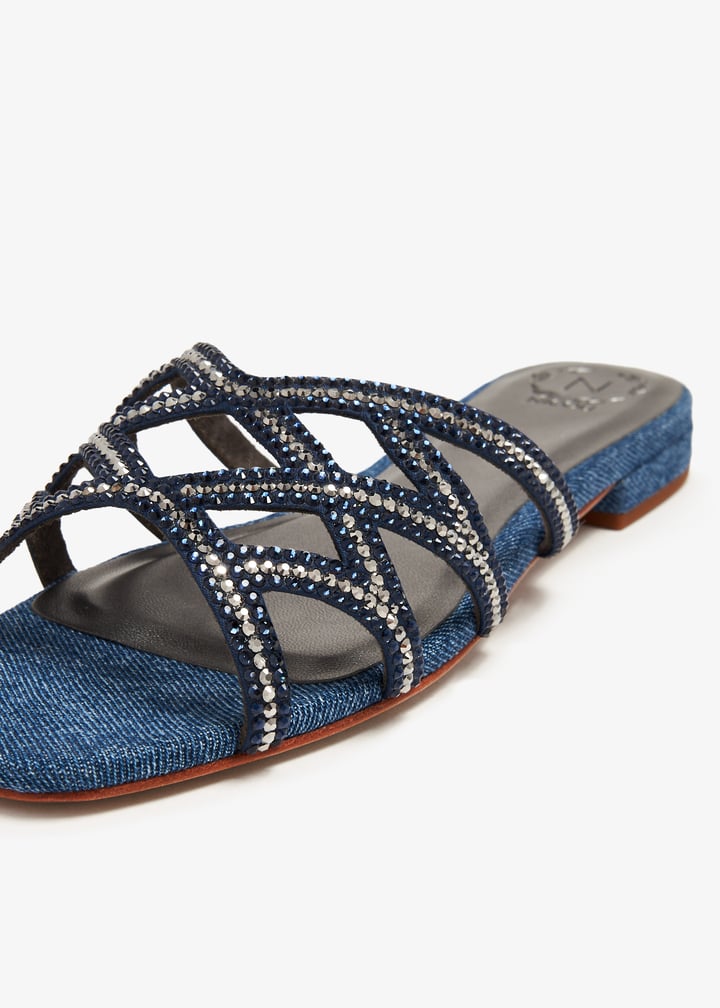 zuzen-blue_5.jpg?ts=20240216030516