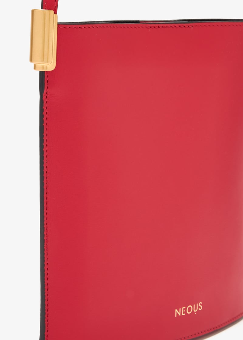 00046a04-red_5.jpg?ts=20250110030513