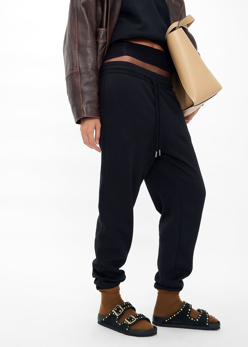 1027855-black_2.jpg?ts=20241107030514