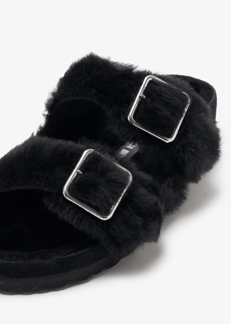 1029990-black_5.jpg?ts=20250101030514