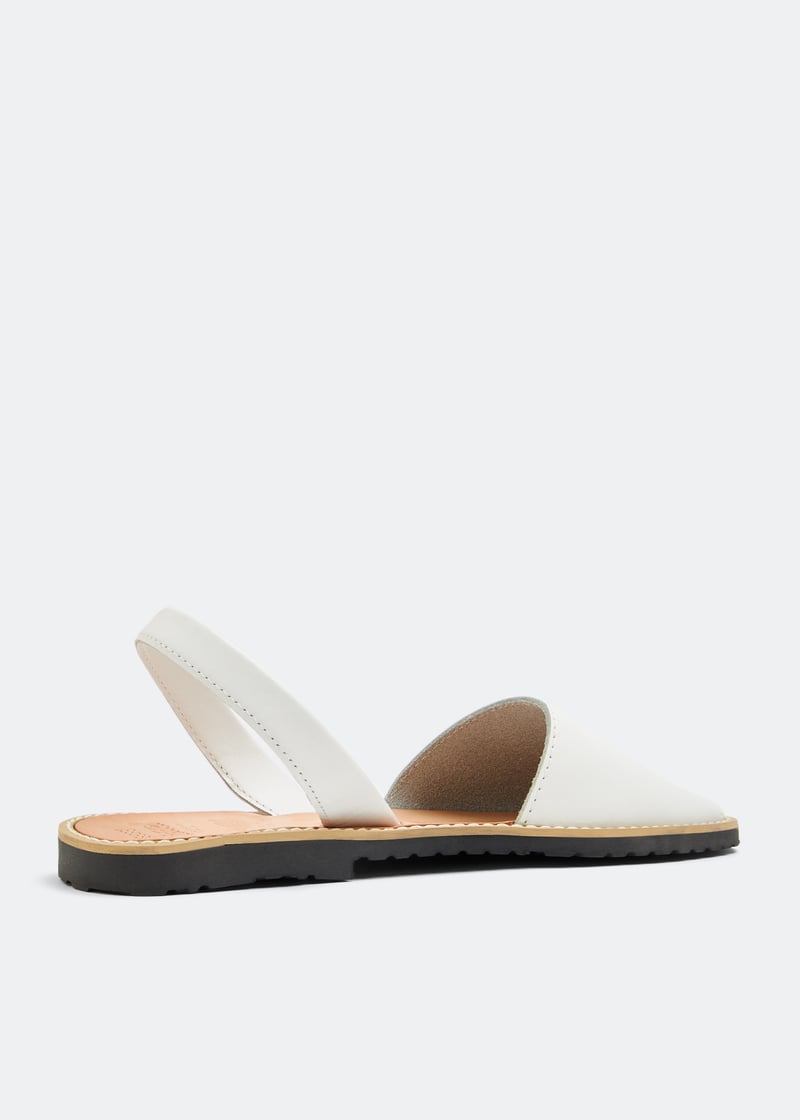 1056rw-piewht_4.jpg?ts=20220914030507