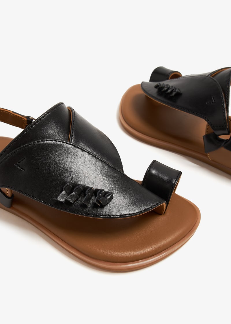 1445-b-black-strap_5.jpg?ts=20240409033513